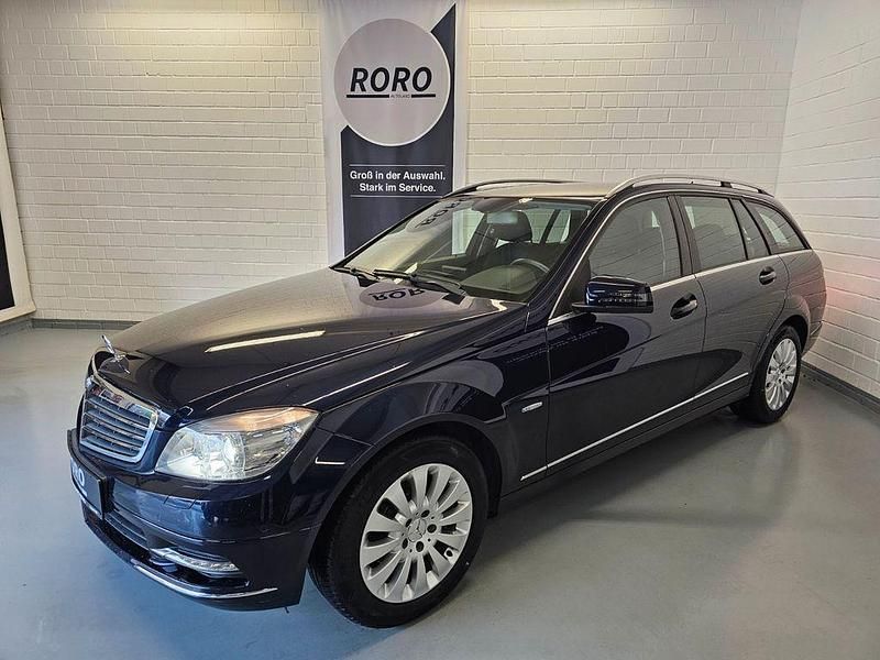 Gebraucht Mercedes C250 204 PS (150 kW) 2010 Blau Kombi
