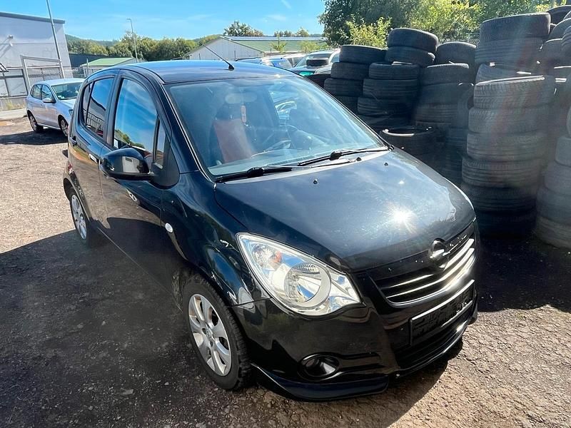 Gebraucht Opel Agila 86 PS (63 kW) 2008 Schwarz Kleinwagen