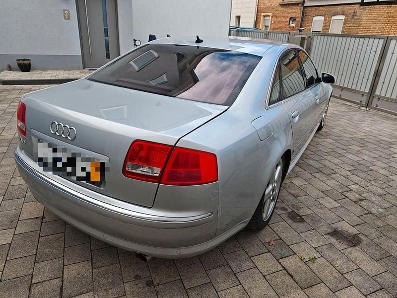 Usado Audi A8 334 HP (245 kW) 2003 Prateado Sedan