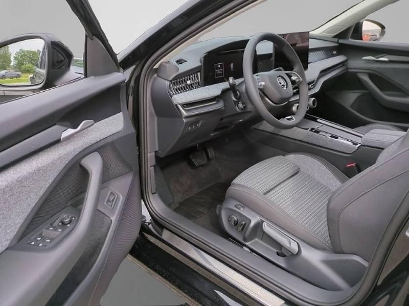 Gebraucht Skoda Superb Selection 265 PS (194 kW) 2024 Schwarz Kombi