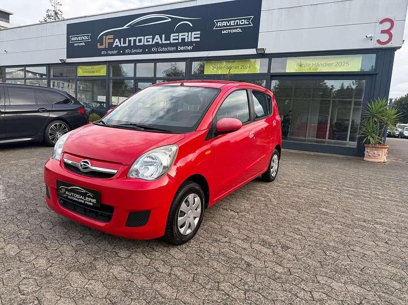 Rot Gebraucht 2010 Daihatsu Cuore Plus Kleinwagen | 3.490 € (Etwas zu teuer) - Bild 1/4
