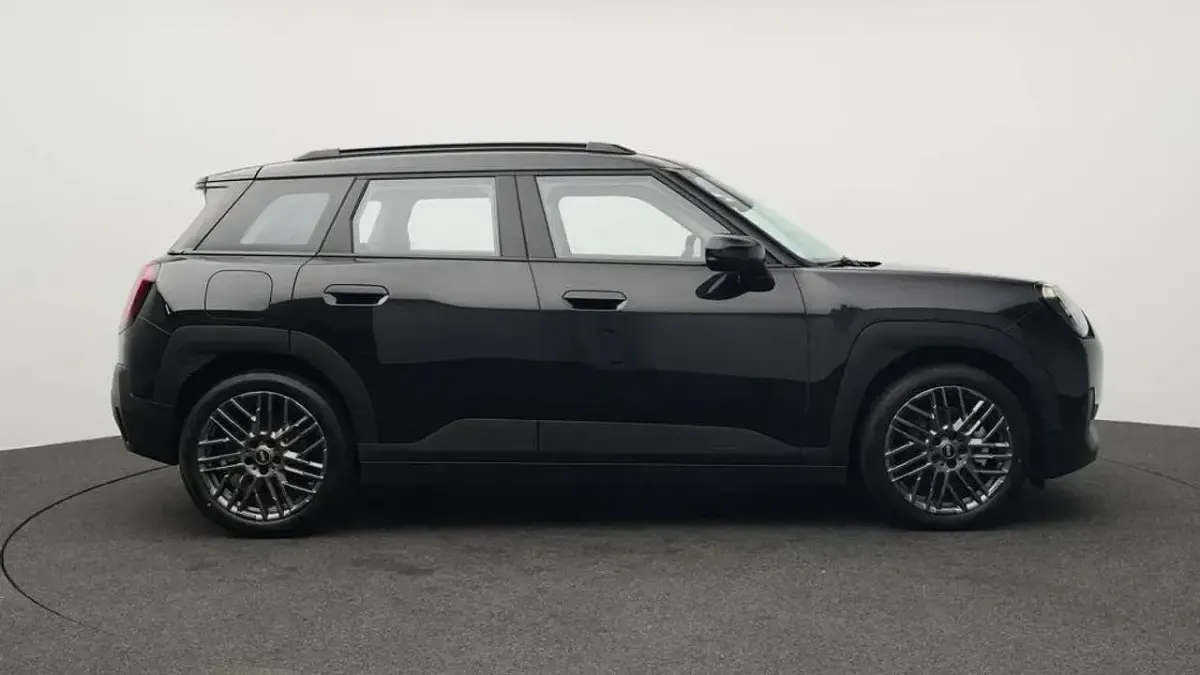 Gebraucht Mini Aceman Essential 135 kW (184 PS) 2025 Schwarz SUV