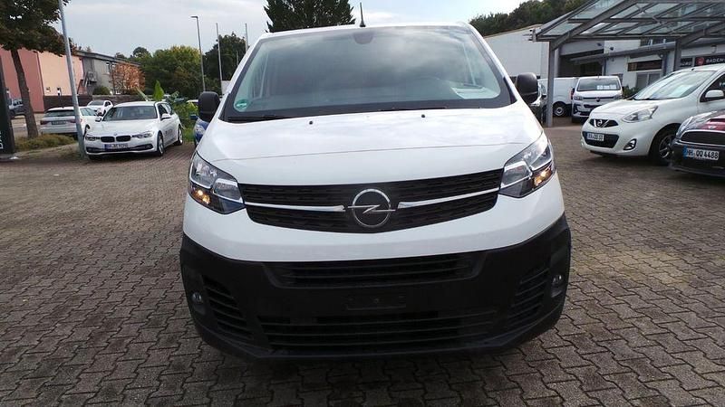 Weiß Gebraucht 2021 Opel Vivaro Edition Van | 17.899 € (Fairer Preis) - Bild 1/4