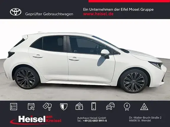 Gebraucht Toyota Corolla Team 122 PS (89 kW) 2022 Schneeweiß