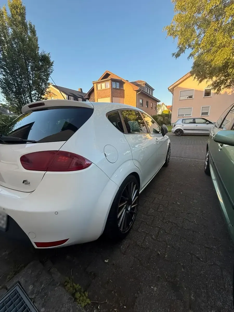 Gebraucht Seat Leon 160 PS (117 kW) 2012 Weiß Limousine