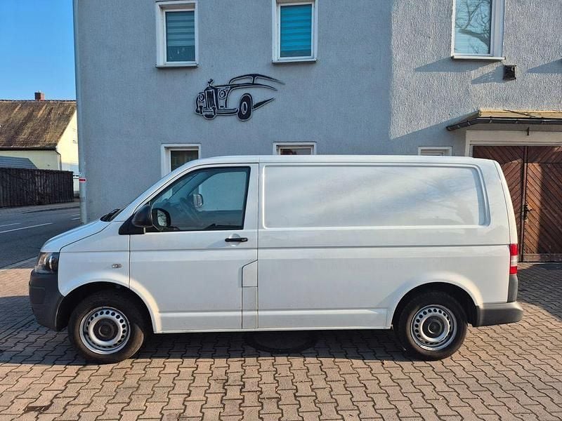 Gebraucht VW T5 102 PS (75 kW) 2012 Weiß Van