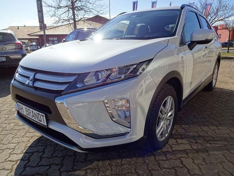 Gebraucht Mitsubishi Eclipse Cross Diamant Edition 163 PS (119 kW) 2021 Weiß SUV