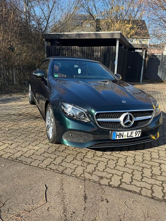 Gebraucht Mercedes E300 Avantgarde 245 PS (180 kW) 2017 Schwarz Cabrio