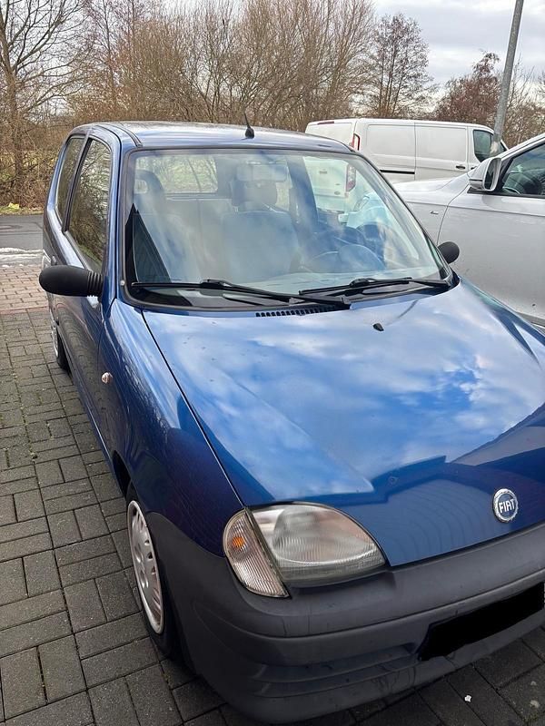 Blau Gebraucht 2002 Fiat Seicento Kleinwagen | 350 € (Superpreis) - Bild 1/4