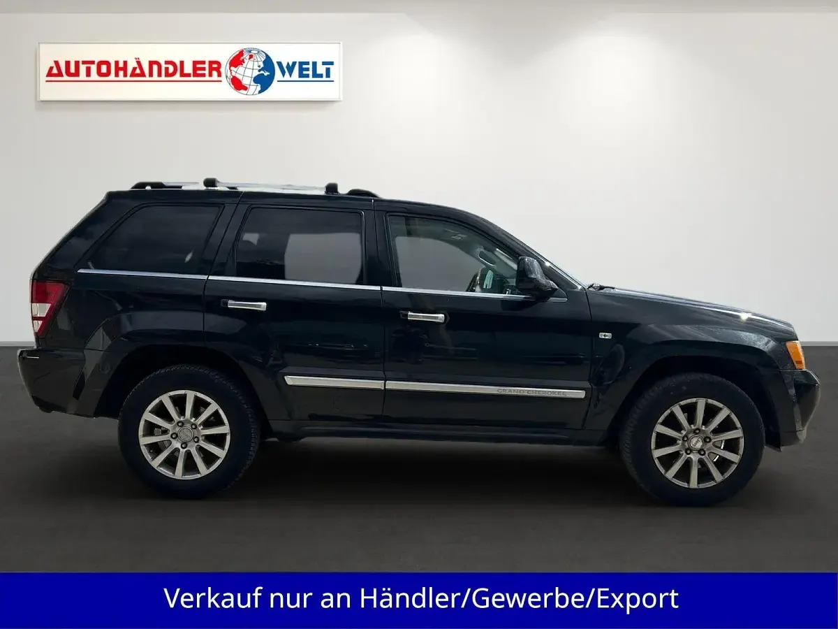 Gebraucht Jeep Grand Cherokee 218 PS (160 kW) 2010 Schwarz SUV