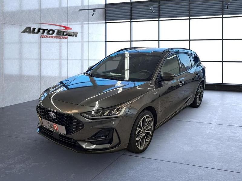 Gebraucht Ford Focus ST-Line 125 PS (91 kW) 2022 Grau Kombi