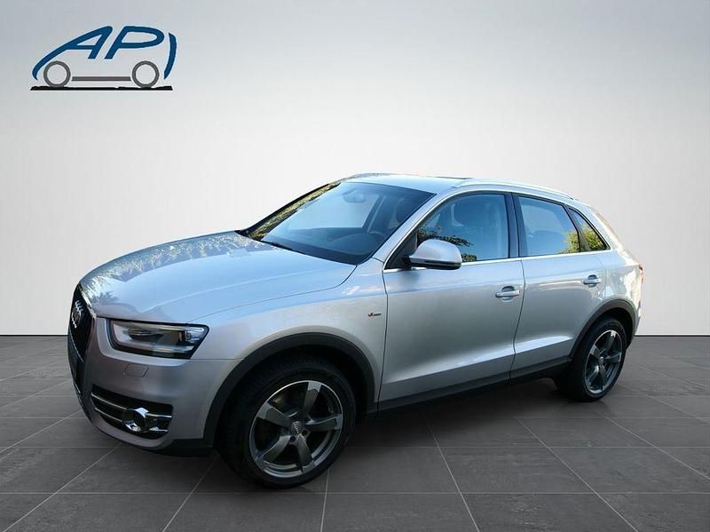 Silber Gebraucht 2012 Audi Q3 Comfort SUV | 11.500 € (Fairer Preis) - Bild 1/4