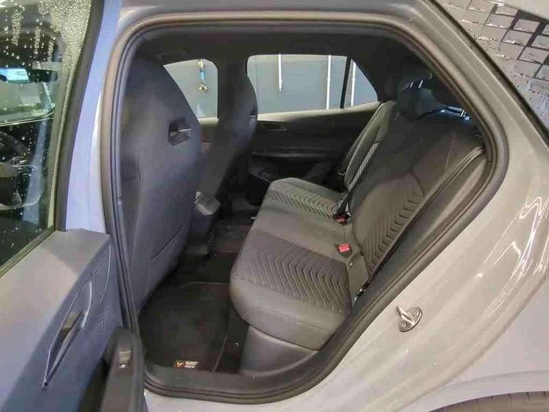 Gebraucht Cupra Born 150 kW (204 PS) 2022 Vaporgrau Kleinwagen