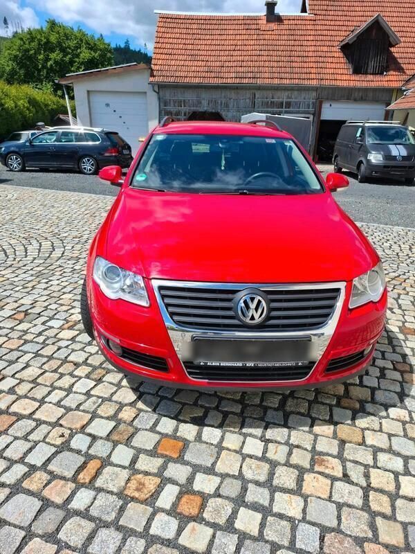 Rot Gebraucht 2006 VW Passat Kombi | 1.500 € (Guter Preis) - Bild 1/4