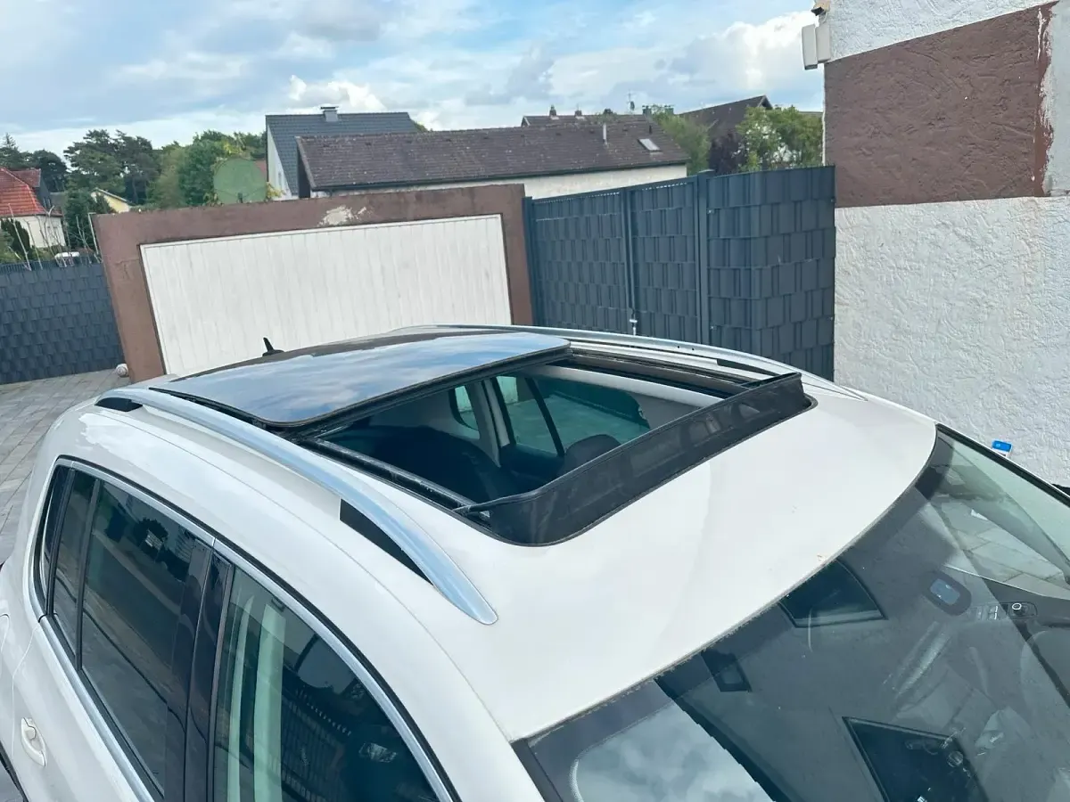 Gebraucht VW Tiguan 180 PS (132 kW) 2011 Weiß SUV