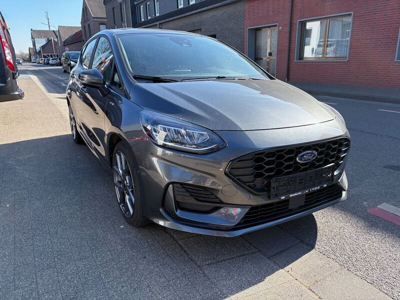 Gebraucht Ford Fiesta ST-Line X 101 PS (74 kW) 2024 Grau Kleinwagen