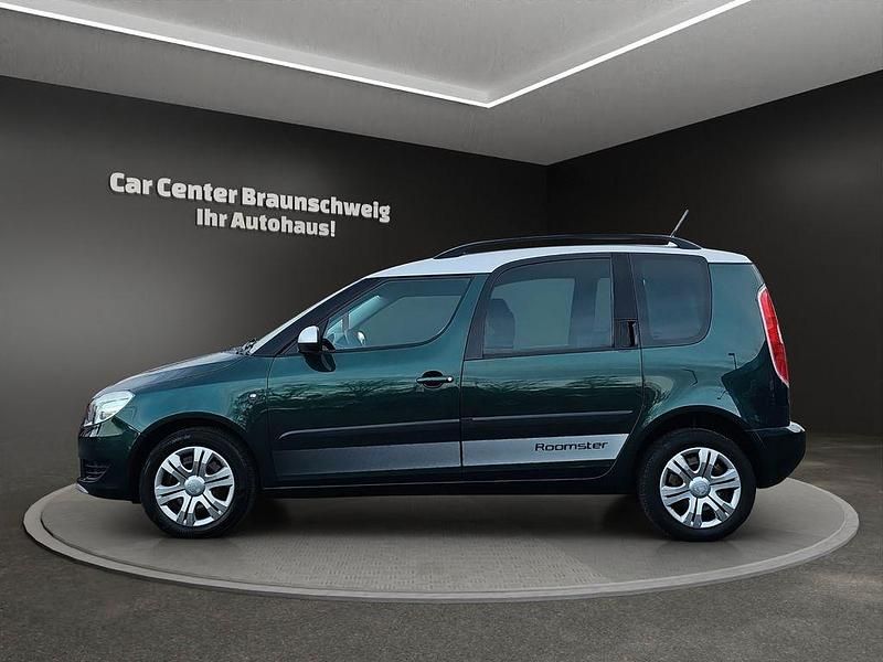 Gebraucht Skoda Roomster Plus Edition 105 PS (77 kW) 2010 Amazoniangrün metallic Van / Kleinbus