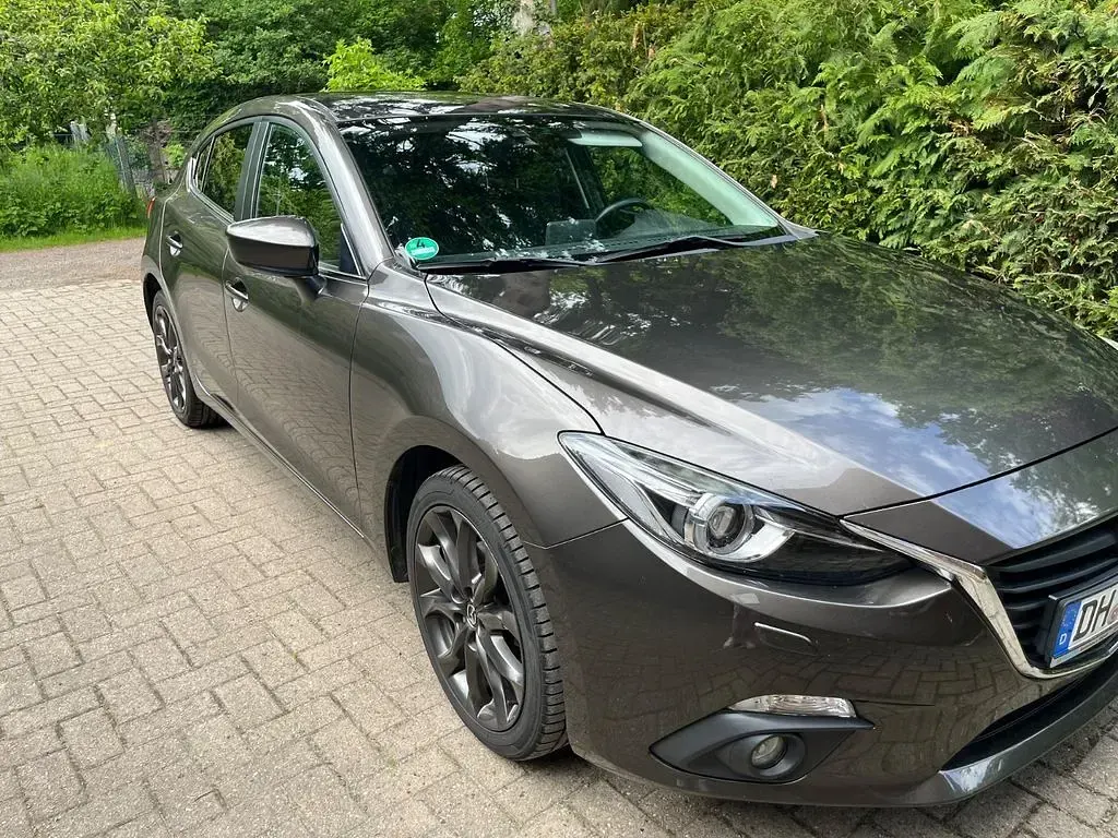Gebraucht Mazda 3 Nakama 120 PS (88 kW) 2016 Grau Limousine