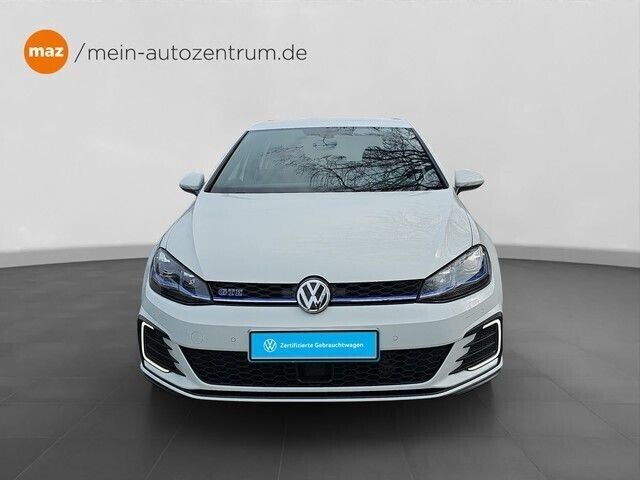 Gebraucht VW Golf VII GTE 204 PS (150 kW) 2017 Weiß Limousine