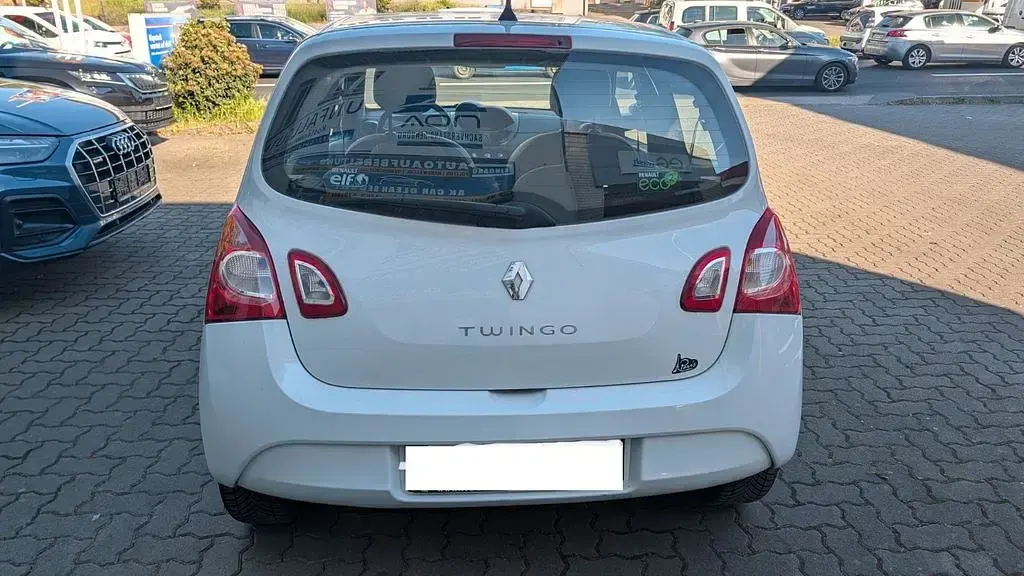 Gebraucht Renault Twingo Initiale Paris 75 PS (55 kW) 2013 Gletscherweiss Kleinwagen