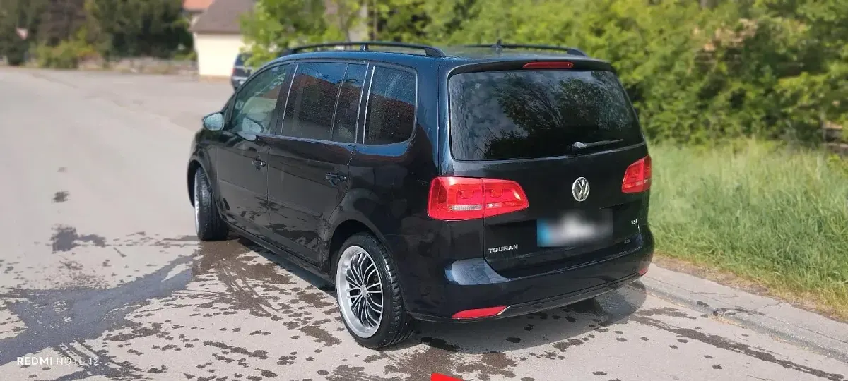 Gebraucht VW Touran 140 PS (102 kW) 2011 Schwarz Van / Kleinbus