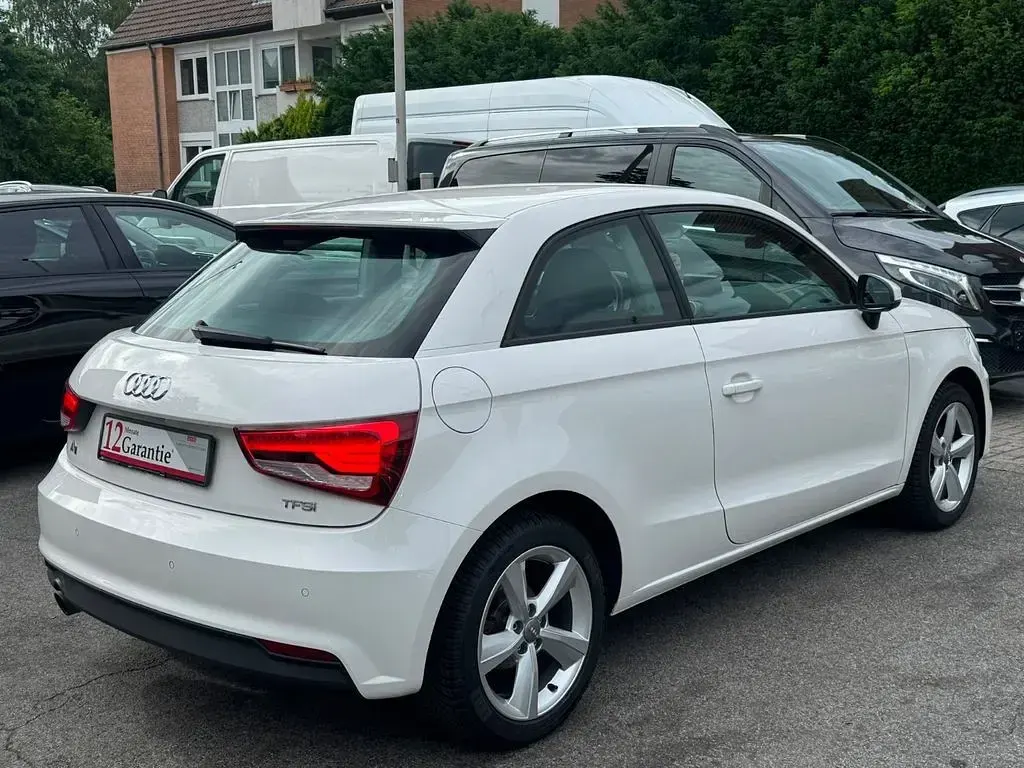 Gebraucht Audi A1 Design 95 PS (69 kW) 2017 Weiß Kleinwagen