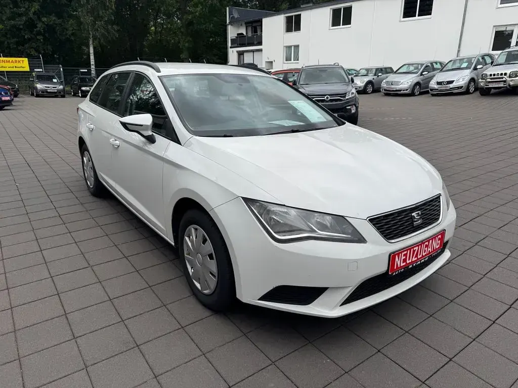 Gebraucht Seat Leon ST 105 PS (77 kW) 2014 Weiß Kombi