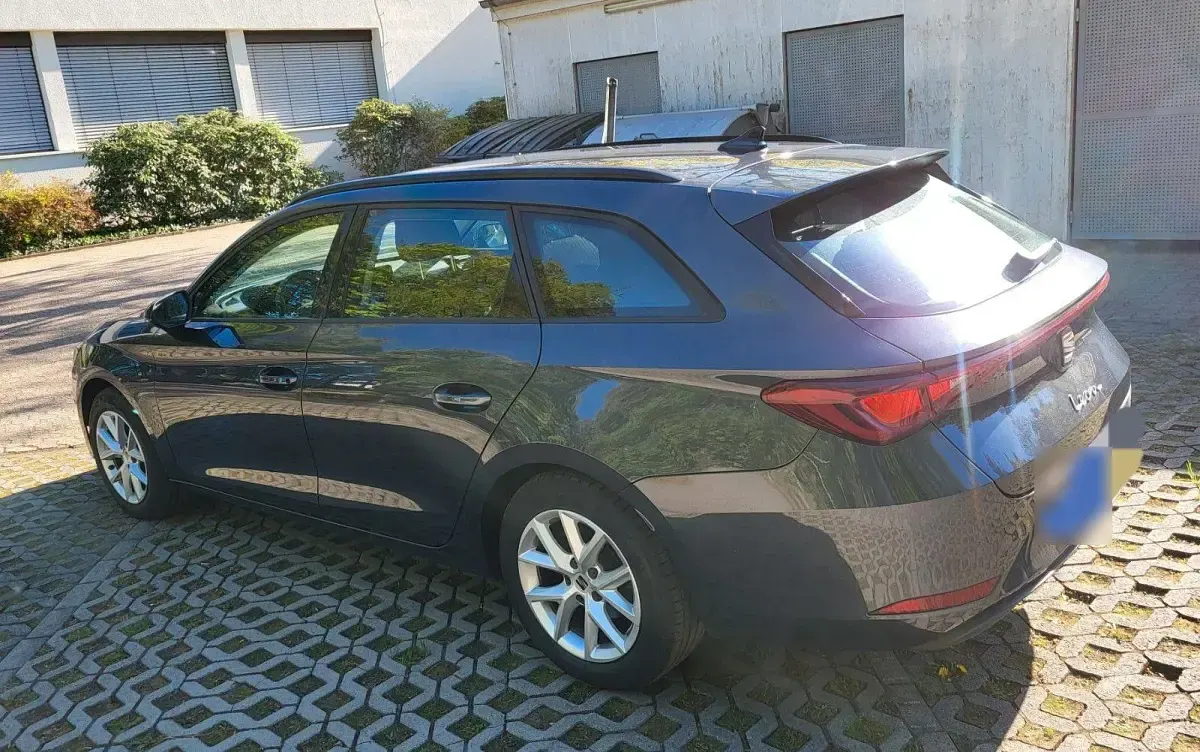 Gebraucht Seat Leon Style 150 PS (110 kW) 2021 Grau Kombi