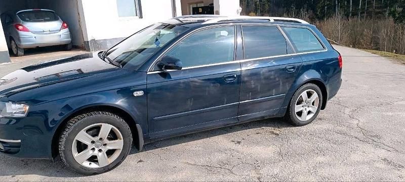Gebraucht Audi A4 145 PS (106 kW) 2005 Blau Kombi