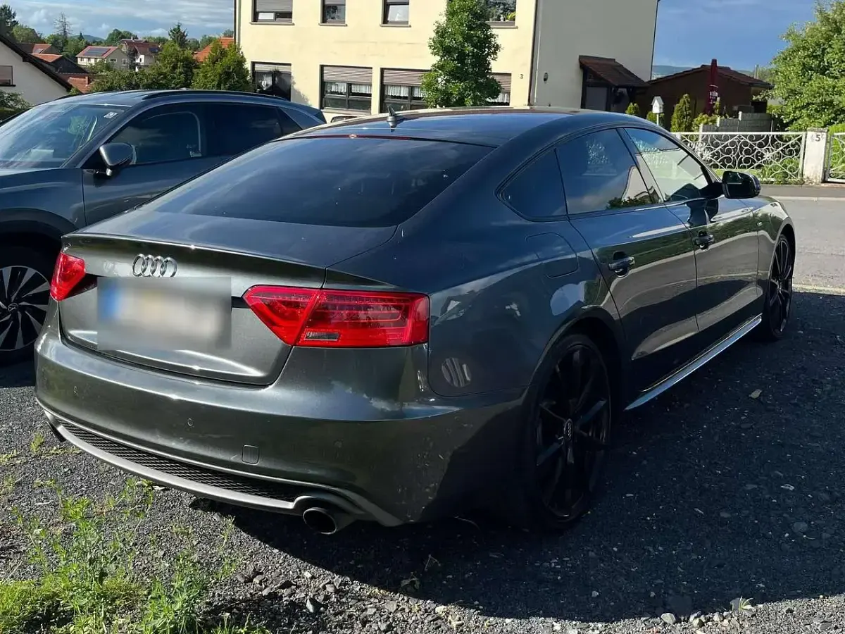 Gebraucht Audi A5 Sportback Design 224 PS (164 kW) 2014 Grau Kleinwagen
