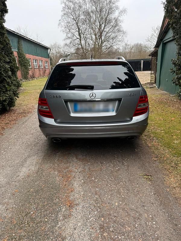 Gebraucht Mercedes C350 265 PS (194 kW) 2012 Kombi