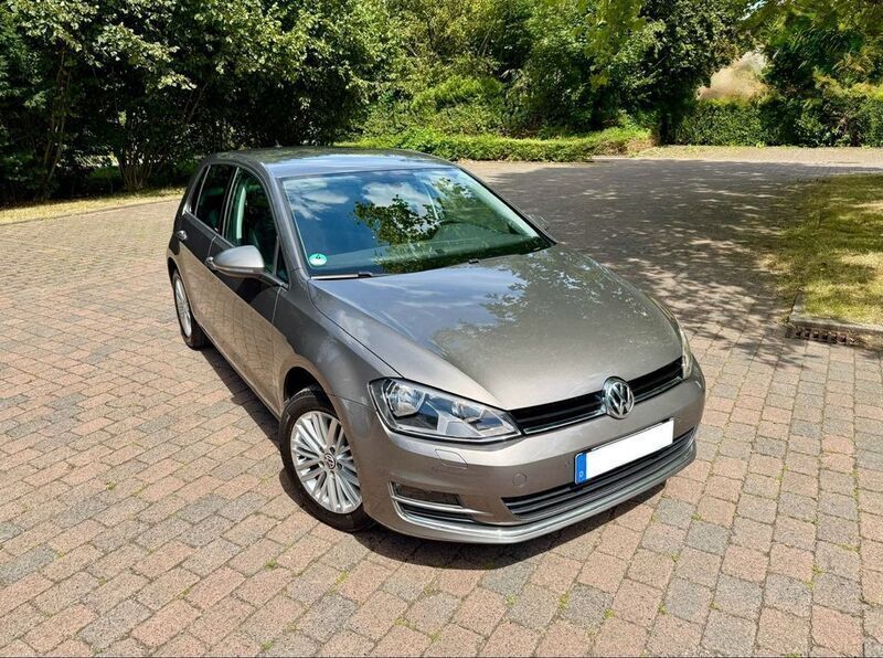 Grau Gebraucht 2016 VW Golf VII Allstar Limousine | 9.000 € (Superpreis) - Bild 1/4