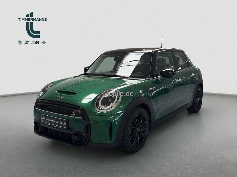 Grün Gebraucht 2024 Mini Cooper S Classic Kleinwagen | 31.930 € (Etwas zu teuer) - Bild 1/4