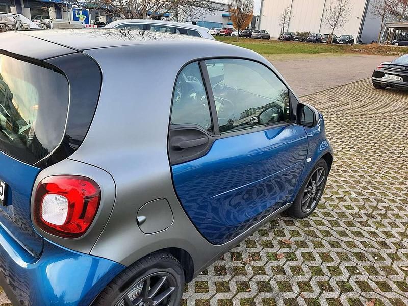 Gebraucht Smart ForTwo Coupé 90 PS (66 kW) 2019 Blau Coupé