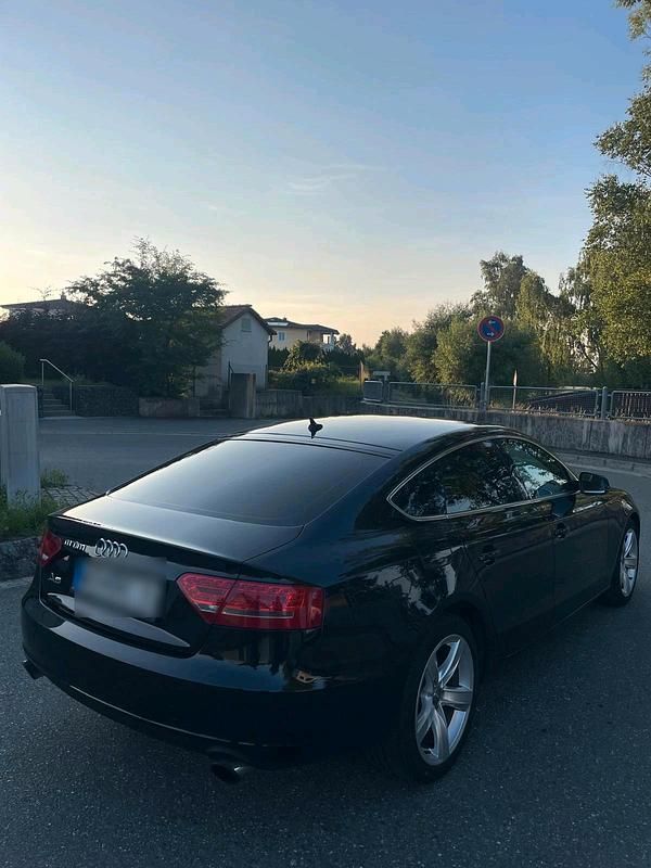 Schwarz Gebraucht 2011 Audi A5 Coupé | 10.500 € (Fairer Preis) - Bild 1/4