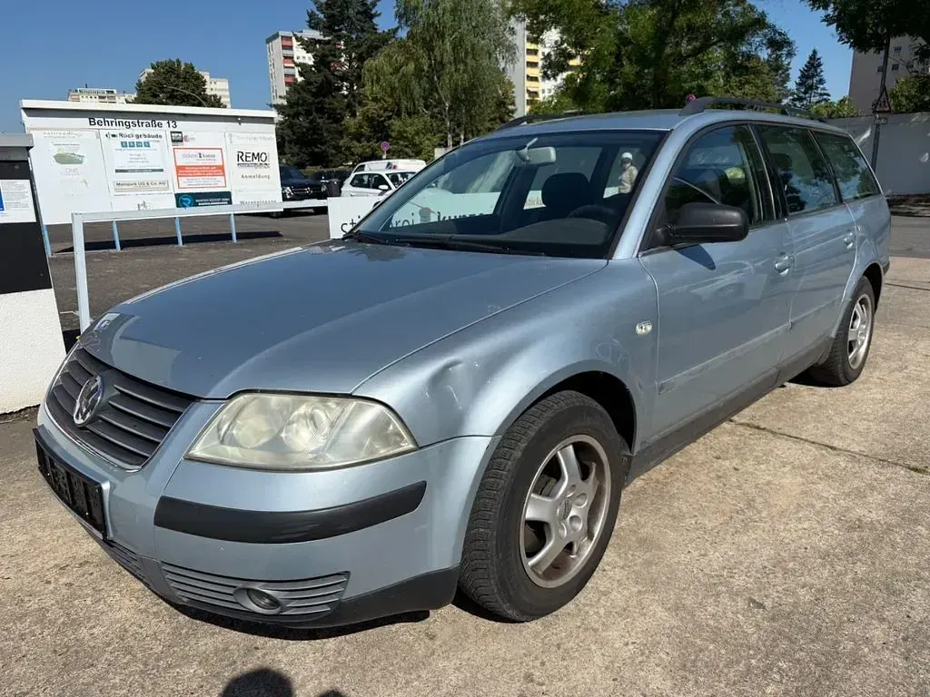 Gebraucht VW Passat Comfortline 131 PS (96 kW) 2003 Grau Kombi