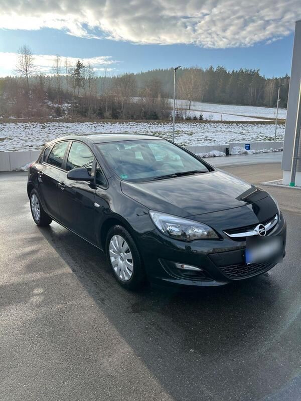 Schwarz Gebraucht 2014 Opel Astra Kleinwagen | 5.500 € (Fairer Preis) - Bild 1/4