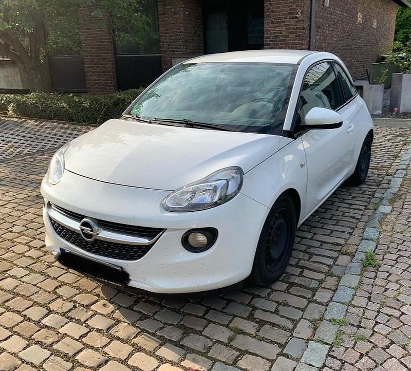 Weiß Gebraucht 2014 Opel Adam Kleinwagen | 3.500 € (Guter Preis) - Bild 1/3