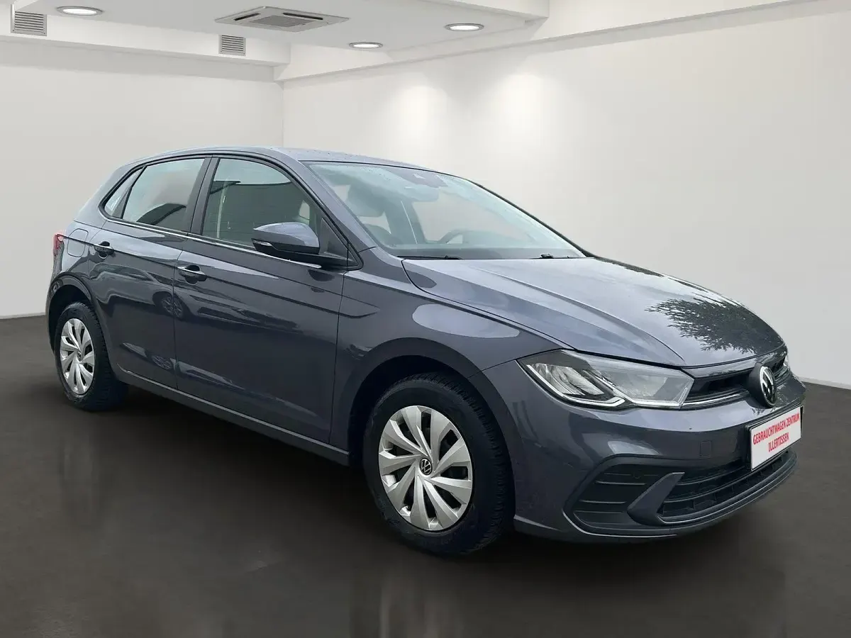 Gebraucht VW Polo 80 PS (58 kW) 2022 Grau Kleinwagen