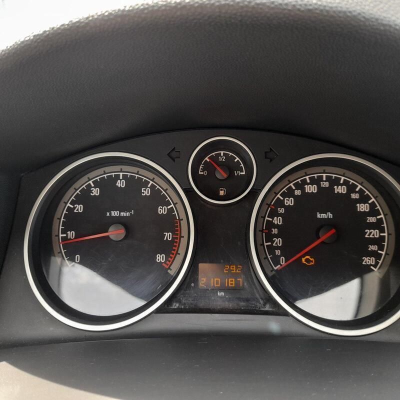 Gebraucht Opel Astra GTC 115 PS (84 kW) 2008 Grau Coupé