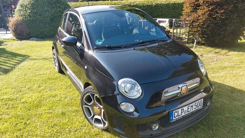 Schwarz Gebraucht 2012 Abarth 500 Kleinwagen | 10.200 € (Fairer Preis) - Bild 1/4