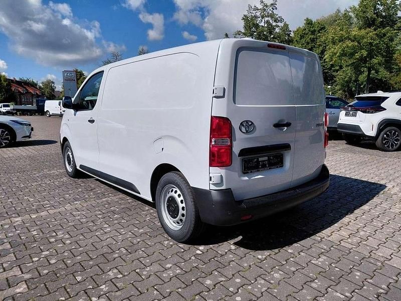 Neu Toyota Proace 120 PS (88 kW) 2025 Weiß Van / Kleinbus