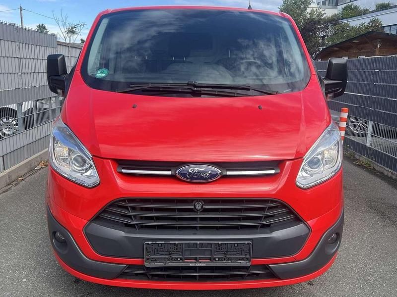 Gebraucht Ford Transit Custom Trend 101 PS (74 kW) 2016 Racerot Van / Kleinbus