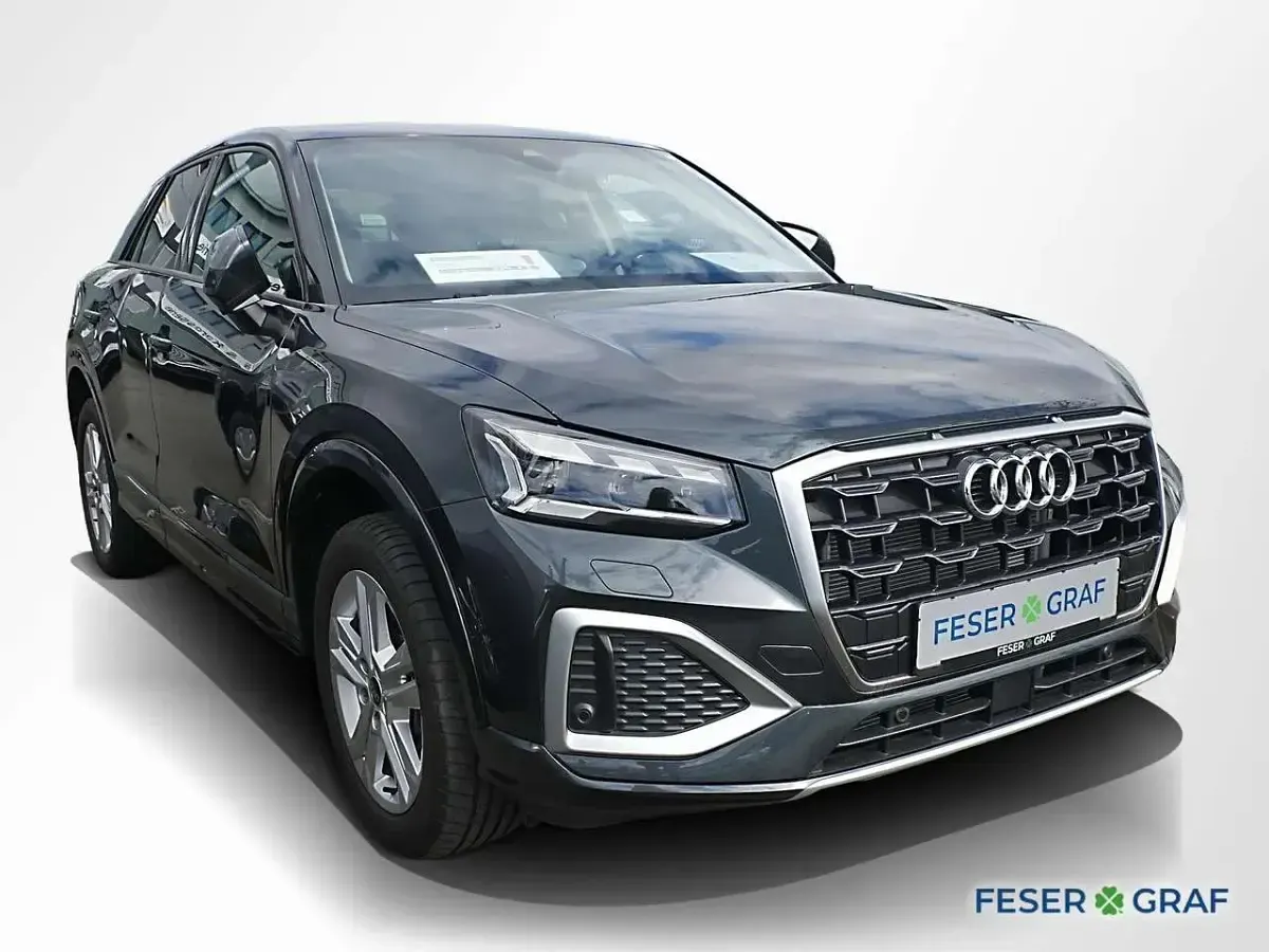 Second-hand Audi Q2 Advanced 116 CP (85 kW) 2025 Gri SUV