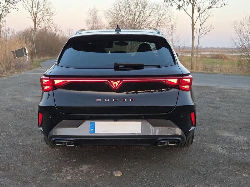 Gebraucht Cupra Leon 150 PS (110 kW) 2024 Schwarz Kombi