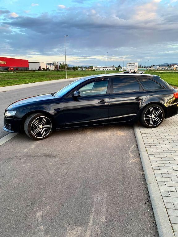 Gebraucht Audi A4 Ambiente 190 PS (139 kW) 2010 Schwarz Kombi