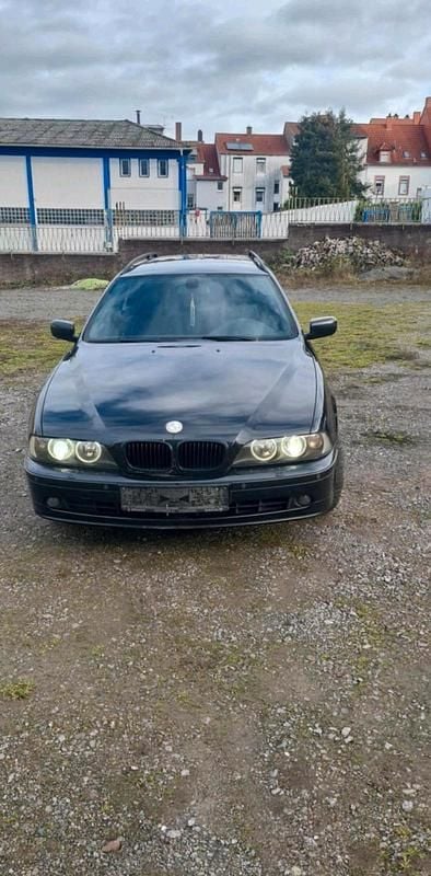 Gebraucht BMW 525 163 PS (119 kW) 2003 Schwarz Kombi