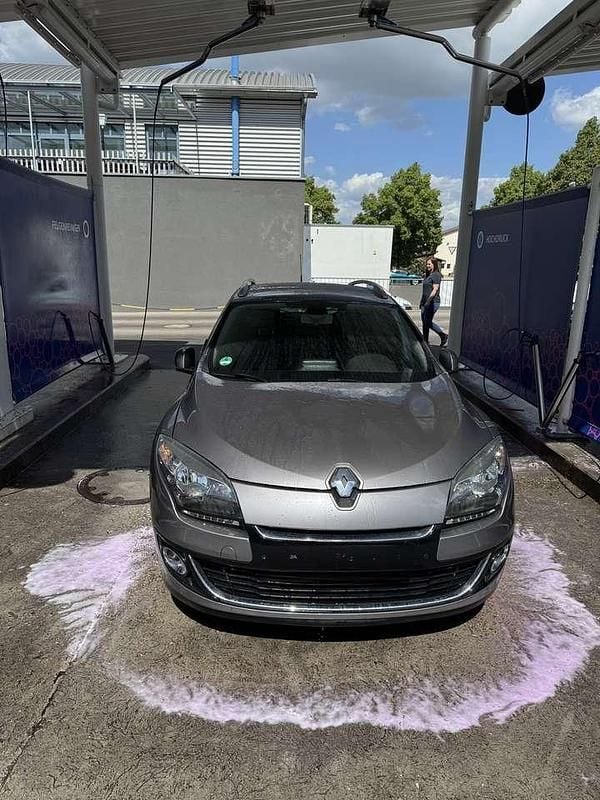 Gebraucht 2013 Renault Mégane GrandTour Bose Edition Kombi | 5.600 € (Fairer Preis) - Bild 1/4