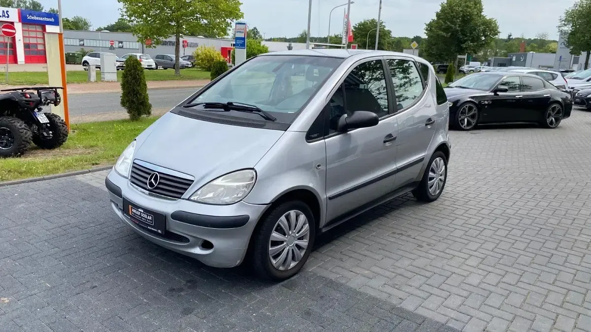 Gebraucht Mercedes A170 95 PS (69 kW) 2002 Silber Kleinwagen