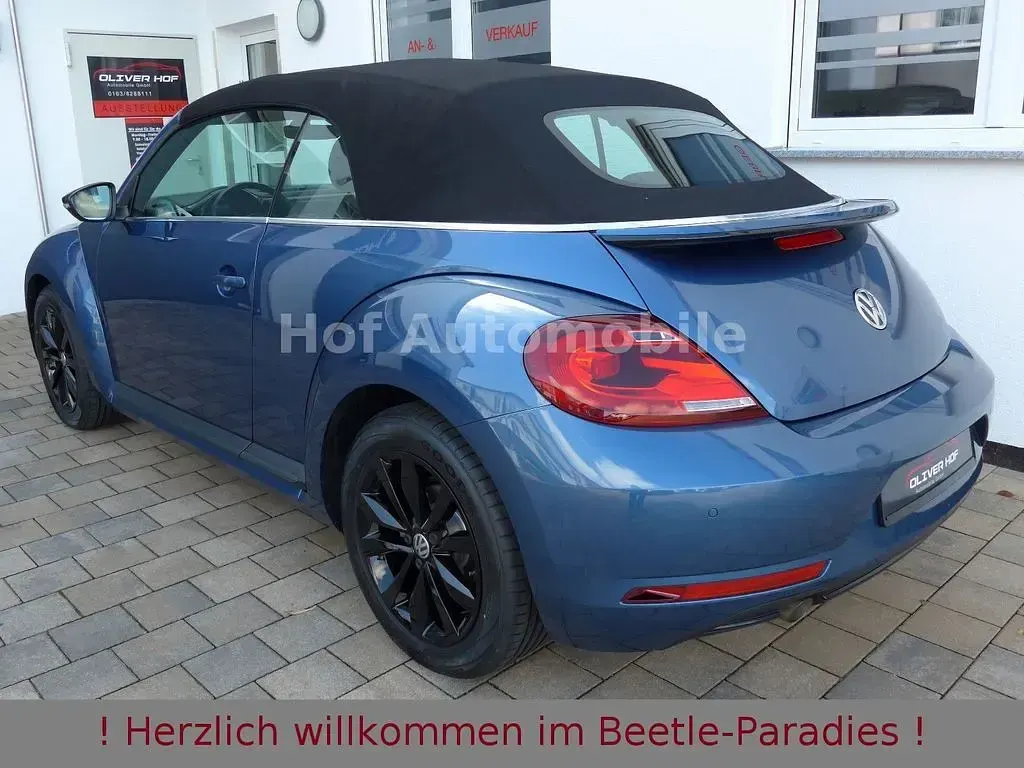 Gebraucht VW Beetle 105 PS (77 kW) 2018 Blue silk Kleinwagen